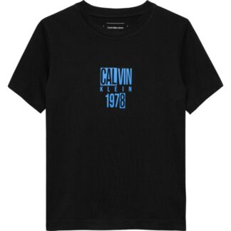 Μπλούζα Calvin Klein IB0IB02456_BEH Μαύρο JNR